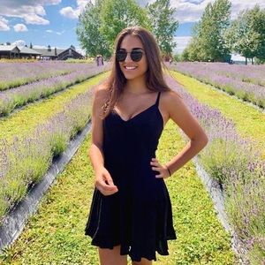 Meet your Posher, Lana